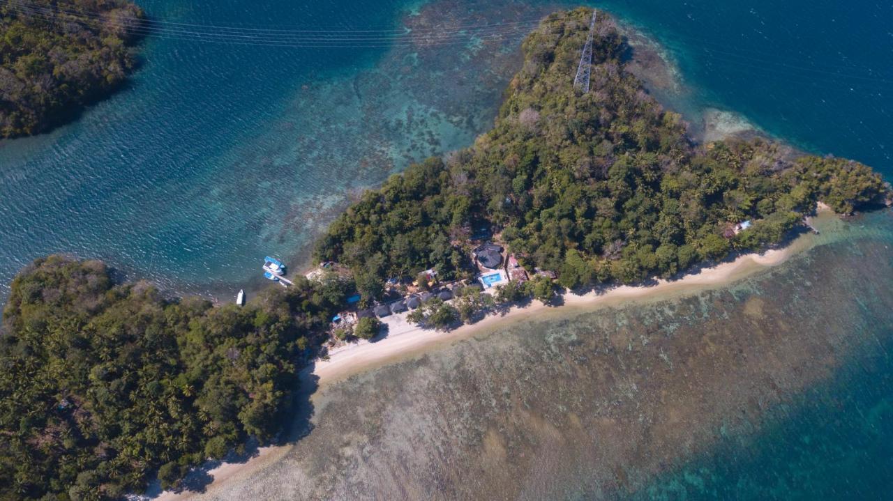 White Sands Beach Resort Lembeh Bitung Zewnętrze zdjęcie