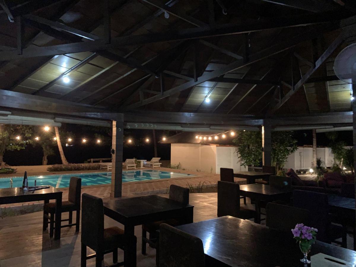 White Sands Beach Resort Lembeh Bitung Zewnętrze zdjęcie