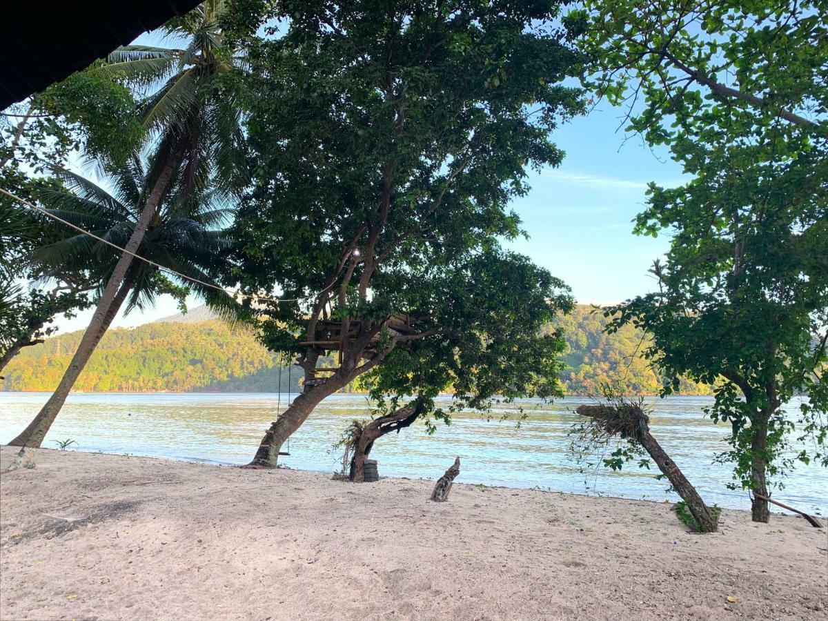 White Sands Beach Resort Lembeh Bitung Zewnętrze zdjęcie
